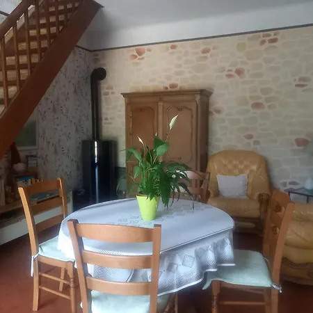 Clos Le Canoel